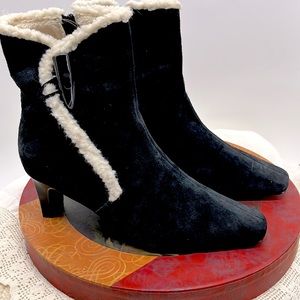 EUC AJ Valenci Black Suede Leather Ankle Boot, Size 9